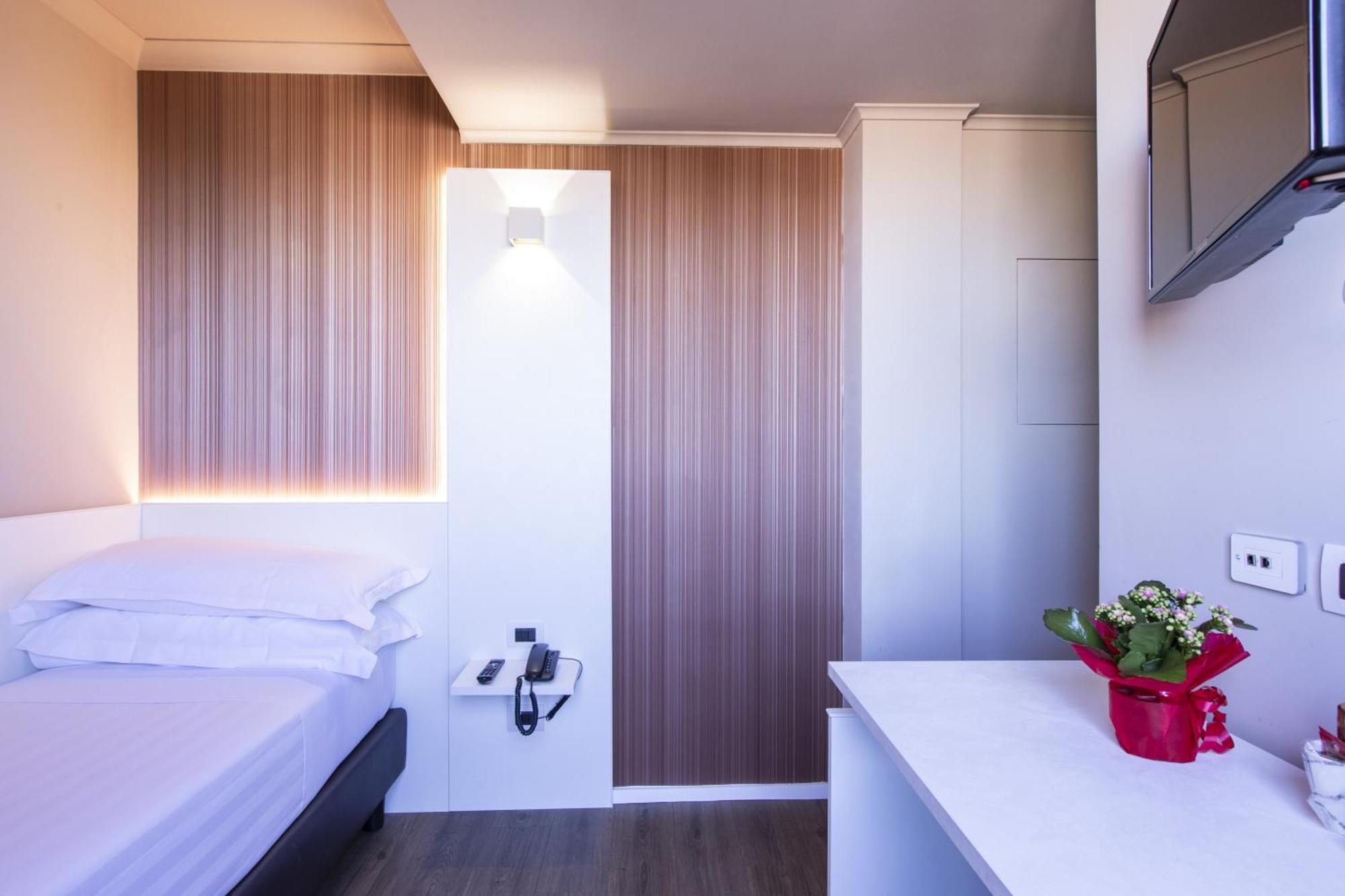 The Smooth Rome Hotel Exterior photo